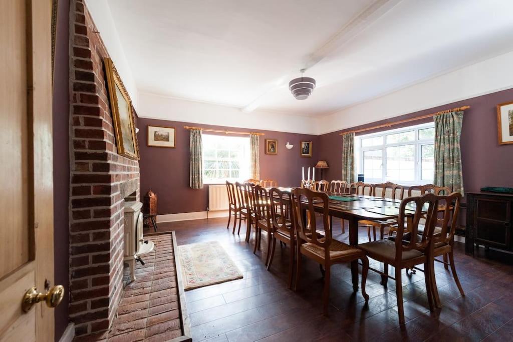 Firs Sleeps 15 Stunning Country House With Hot Tub Sudbourne 外观 照片