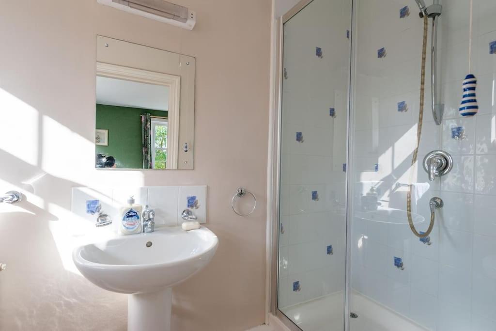 Firs Sleeps 15 Stunning Country House With Hot Tub Sudbourne 外观 照片