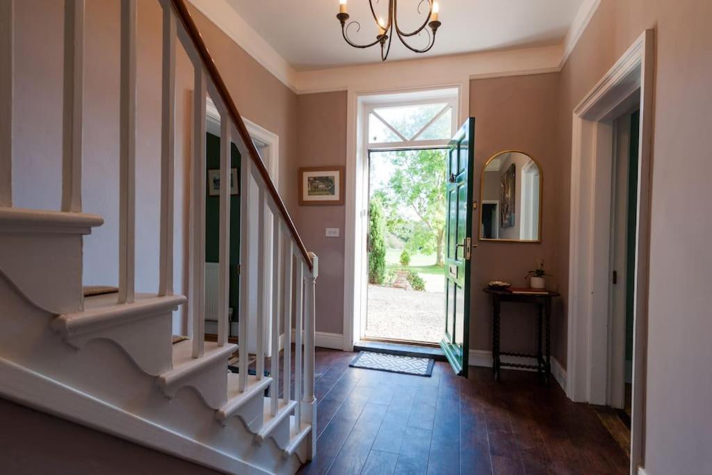 Firs Sleeps 15 Stunning Country House With Hot Tub Sudbourne 外观 照片