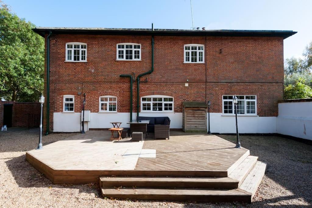 Firs Sleeps 15 Stunning Country House With Hot Tub Sudbourne 外观 照片