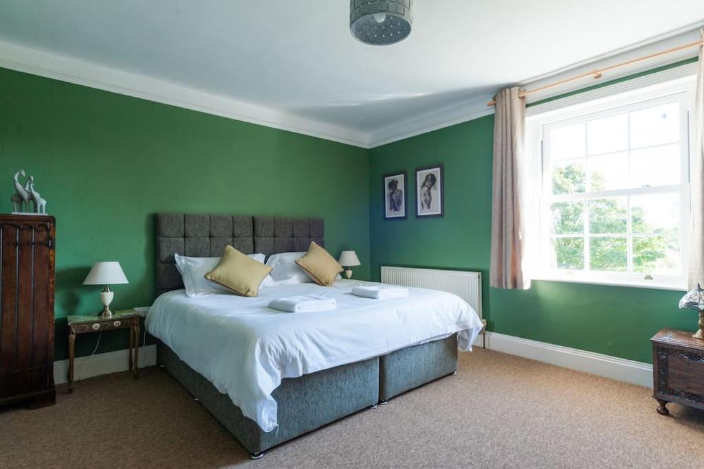 Firs Sleeps 15 Stunning Country House With Hot Tub Sudbourne 外观 照片